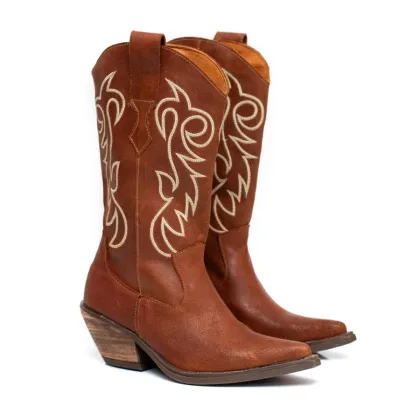 Bota M&oacute;naco 45 camel con bordado